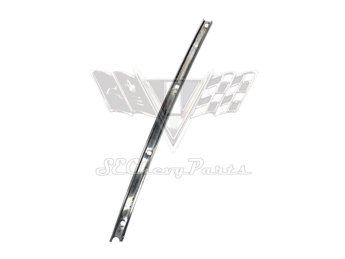 1965-1966 Chevy Impala 2-Door Hardtop A-Pillar Weatherstrip Retainer Molding LEFT USED