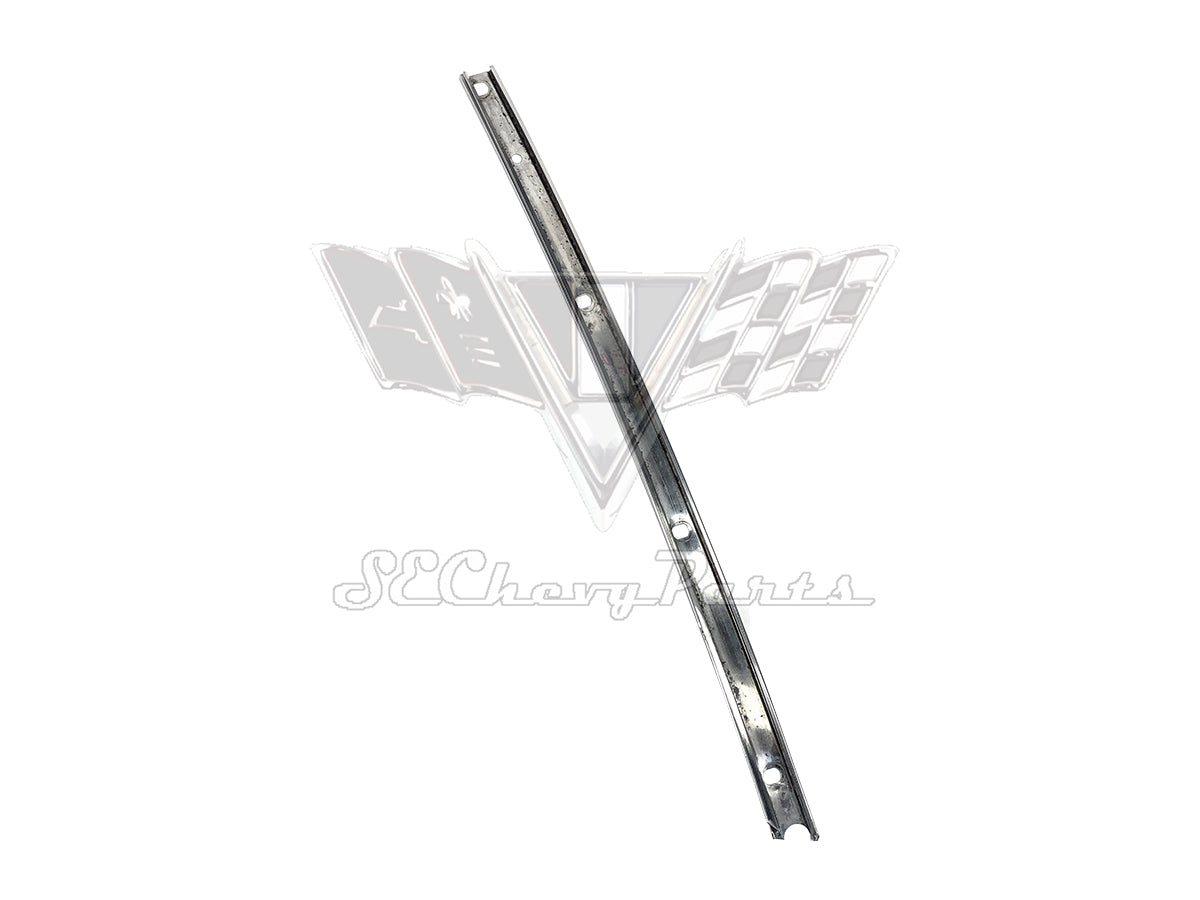 1965-1966 Chevy Impala 2-Door Hardtop A-Pillar Weatherstrip Retainer Molding RIGHT USED